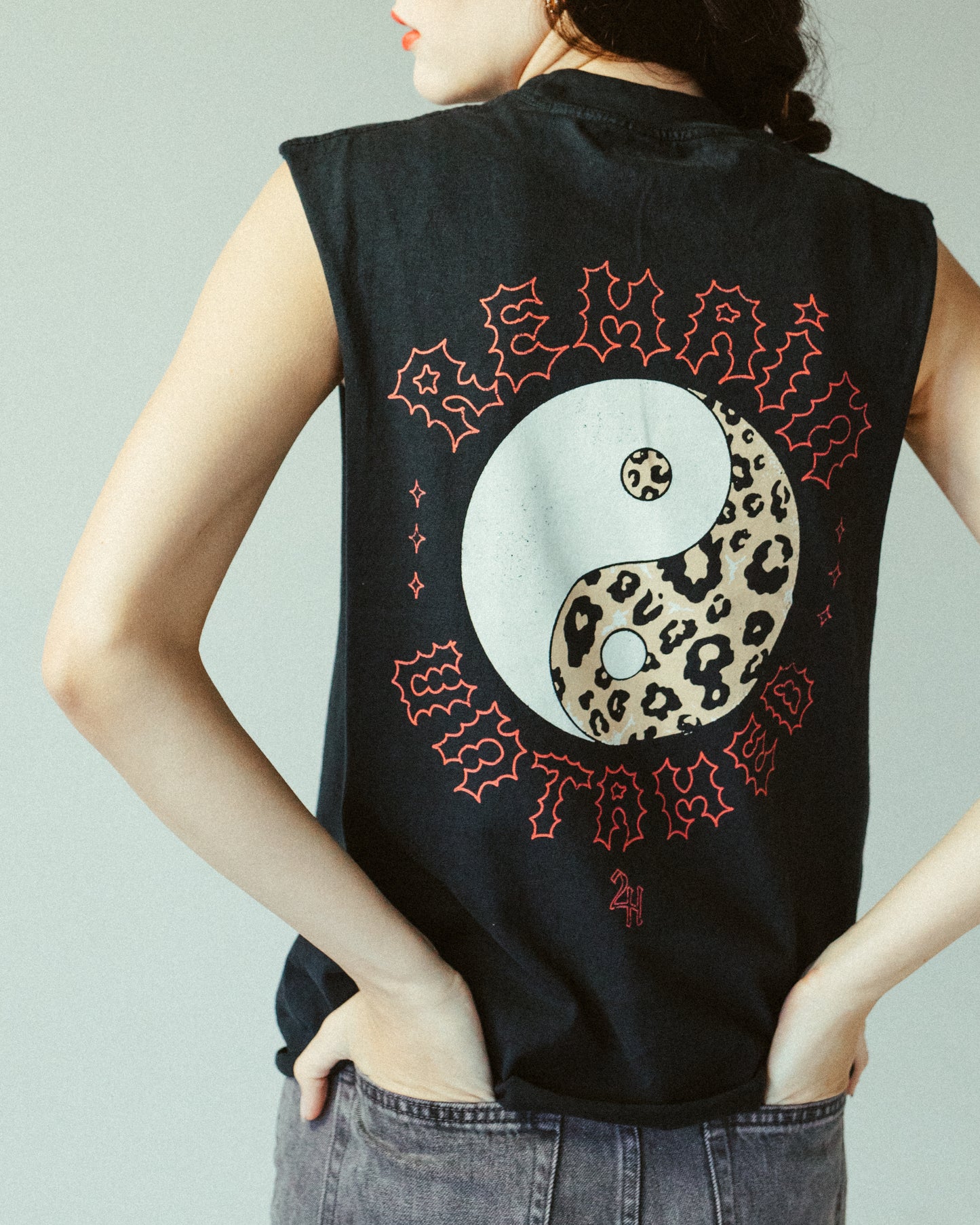 Untamed Cropped Sleeveless Tee